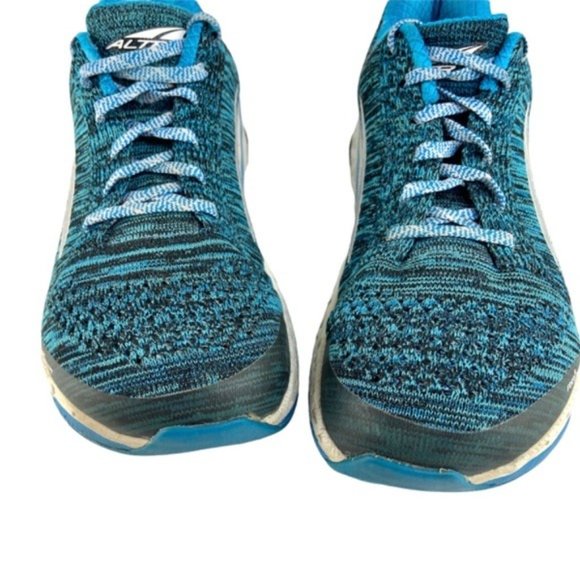 Altra Paradigm 4.0 Sneakers in Blue - Picture 5 of 9